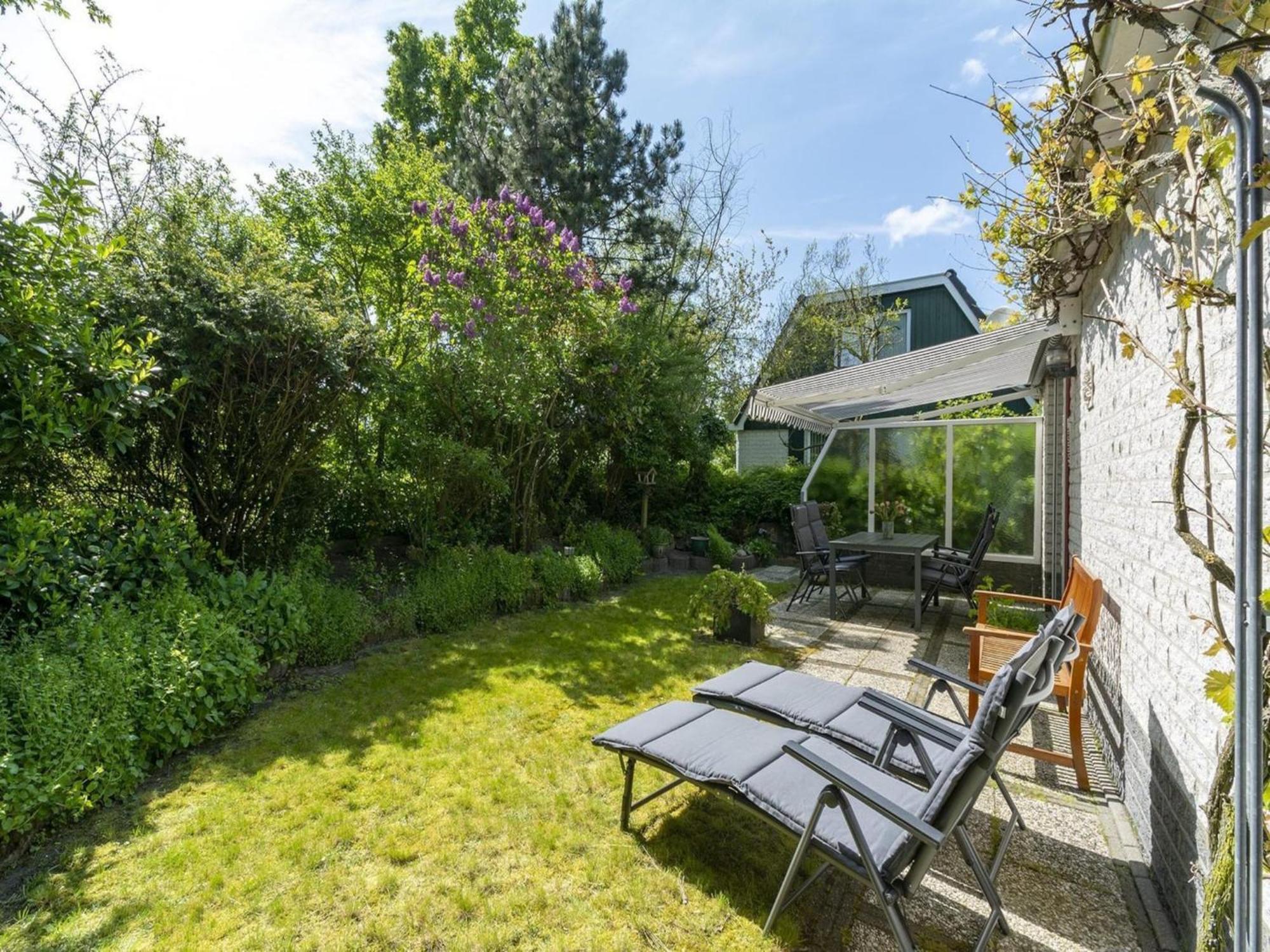 Cozy Holiday Home With Pool Sint Maartensvlotbrug Luaran gambar